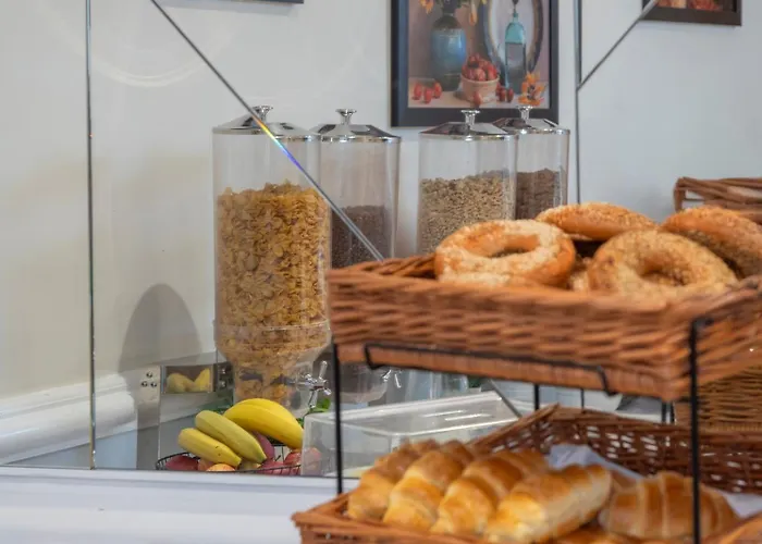 Queensway Hotel, Sure Hotel Collection By Best Western Londres